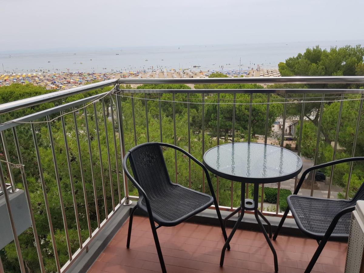 International Seaview Apartments Lignano Sabbiadoro Eksteriør bilde