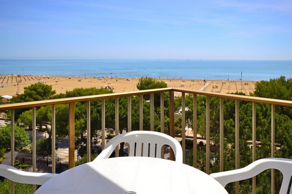 International Seaview Apartments Lignano Sabbiadoro Rom bilde