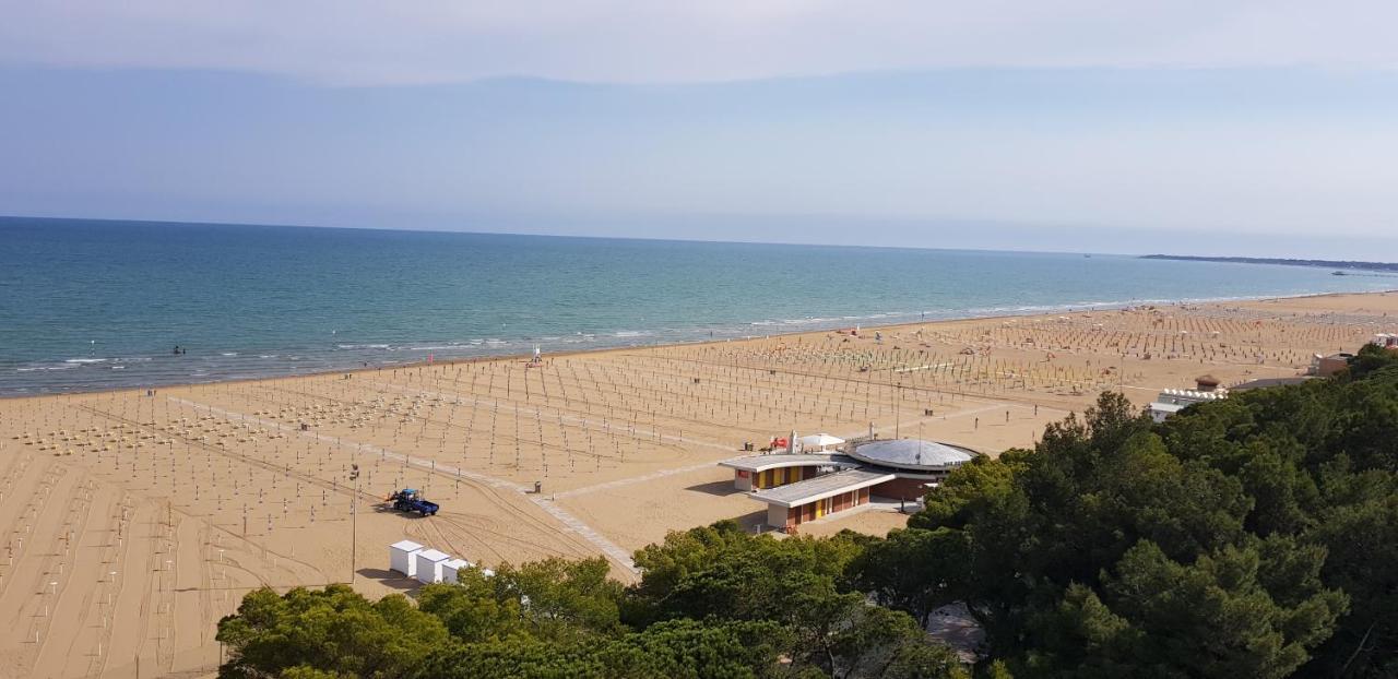 International Seaview Apartments Lignano Sabbiadoro Eksteriør bilde