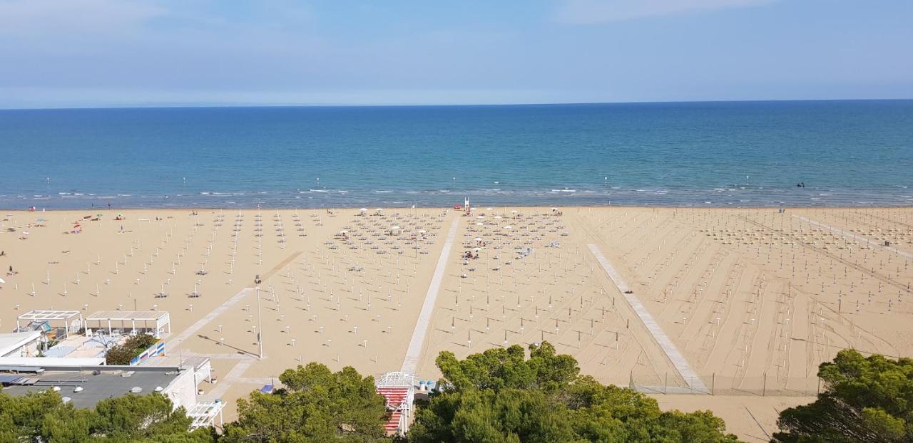 International Seaview Apartments Lignano Sabbiadoro Eksteriør bilde